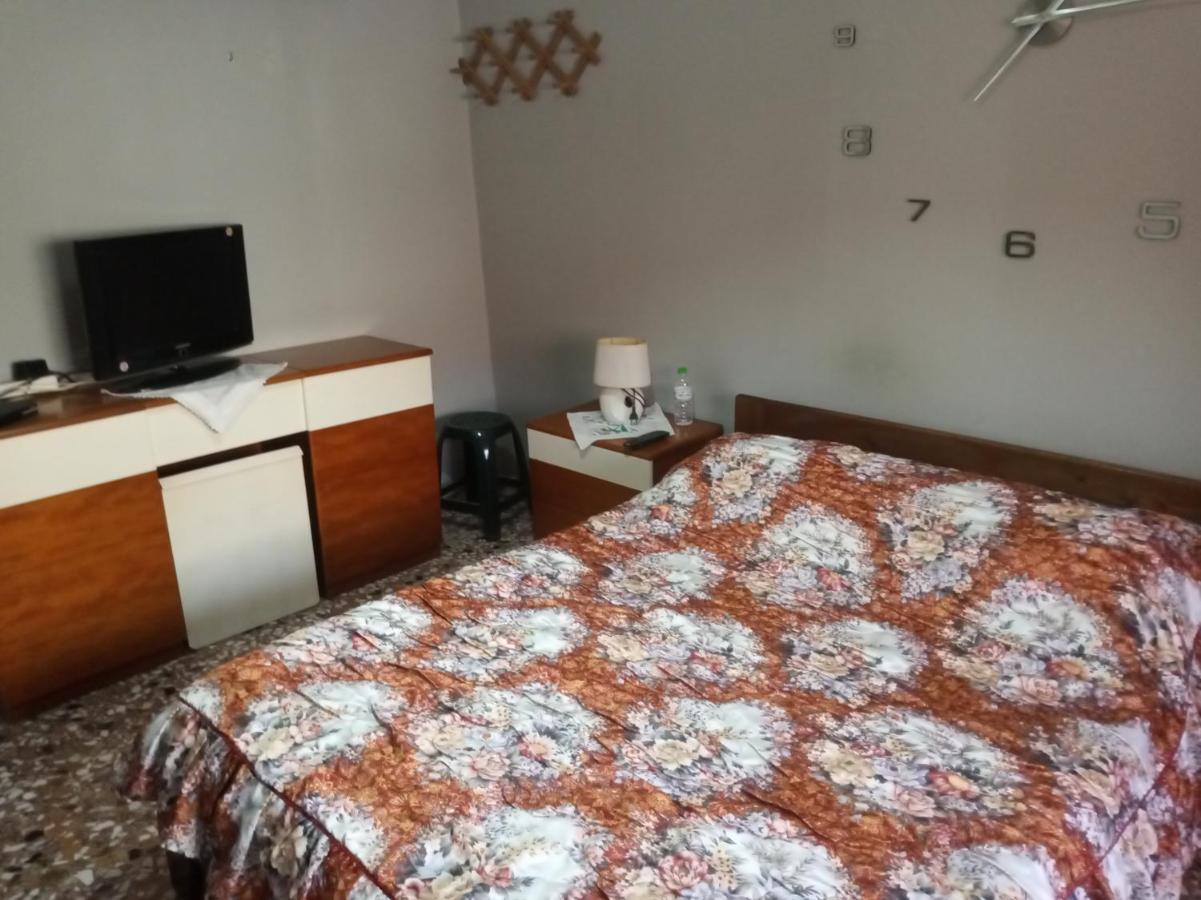 Katerina'S Apartments Κίνι Εξωτερικό φωτογραφία