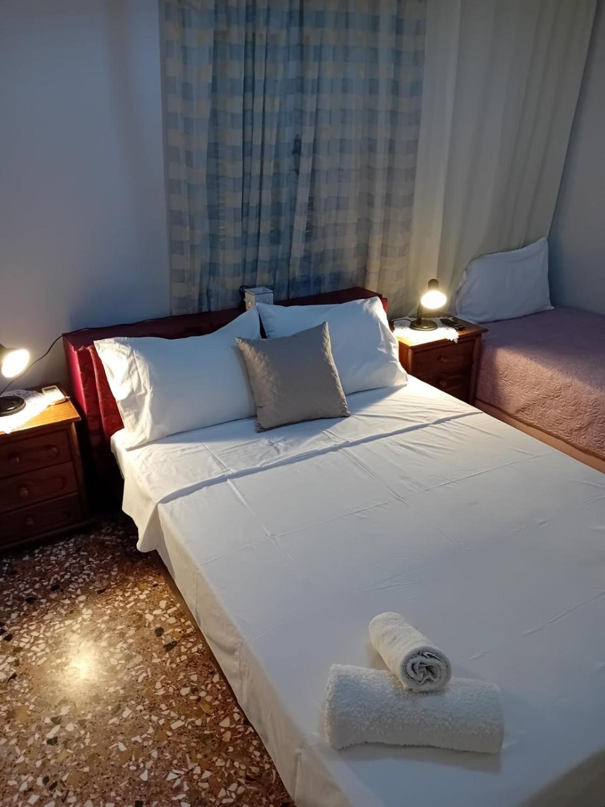 Katerina'S Apartments Κίνι Εξωτερικό φωτογραφία