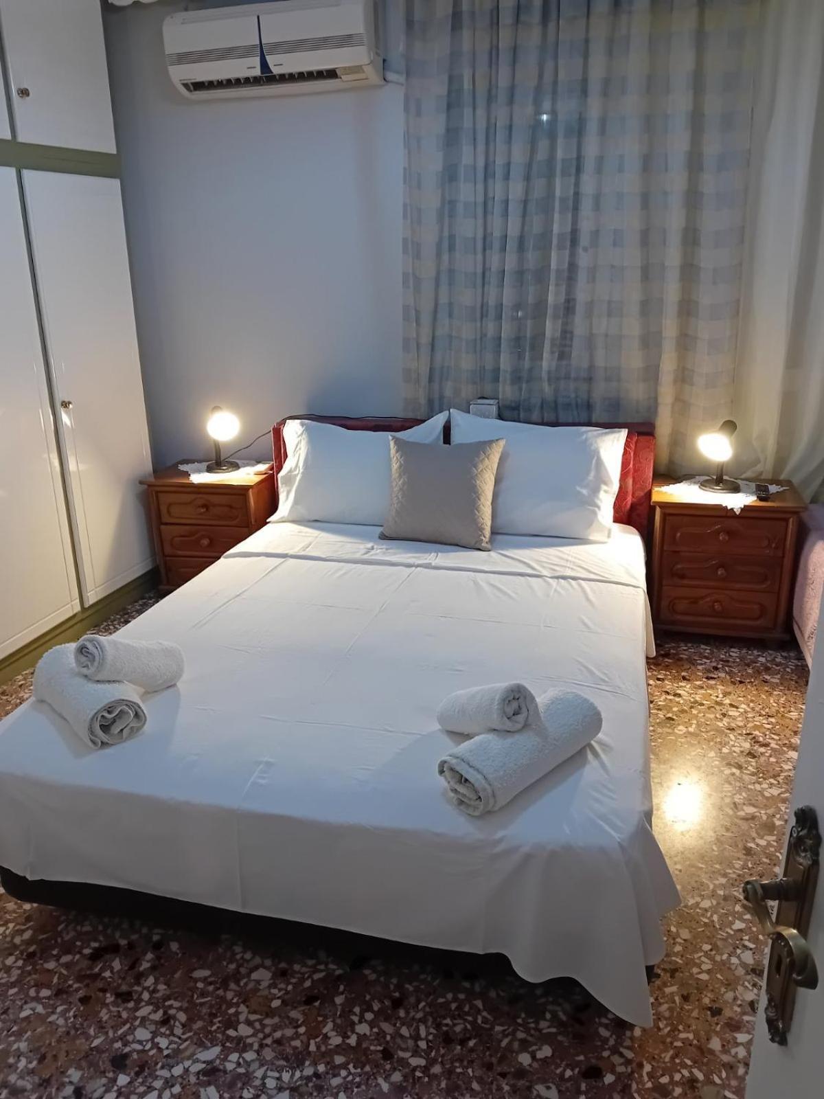 Katerina'S Apartments Κίνι Εξωτερικό φωτογραφία