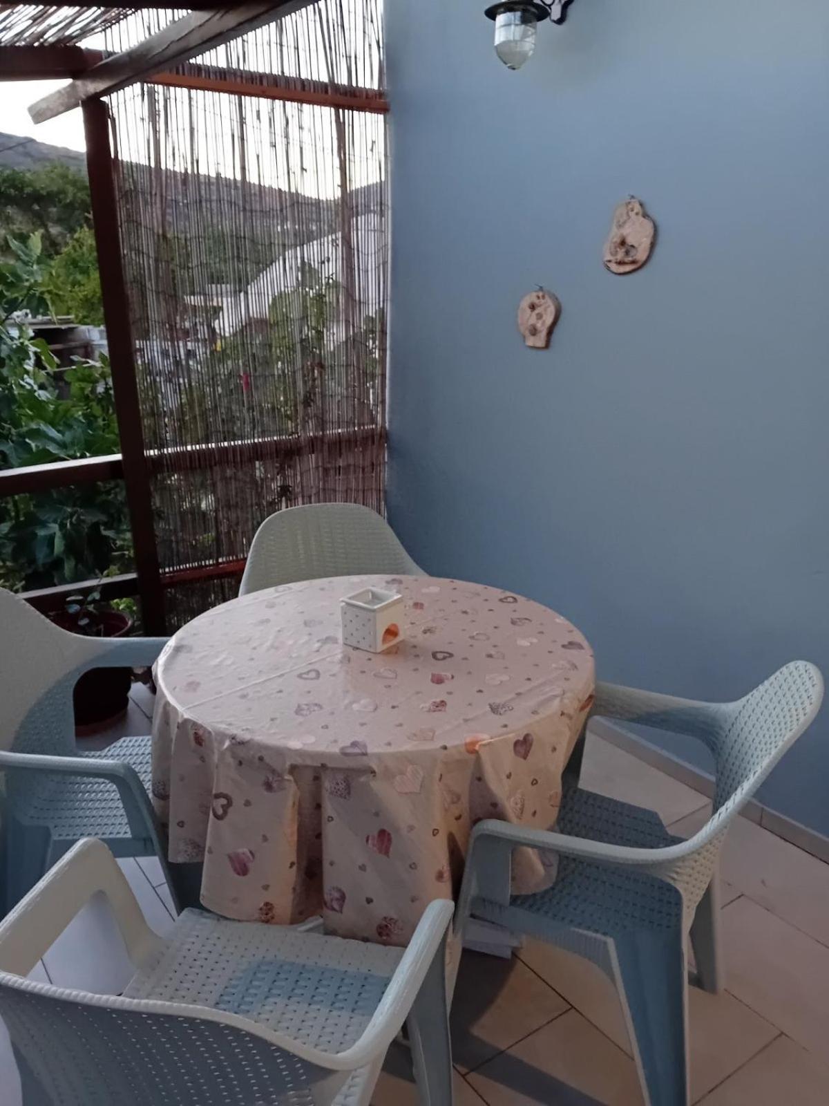 Katerina'S Apartments Κίνι Εξωτερικό φωτογραφία